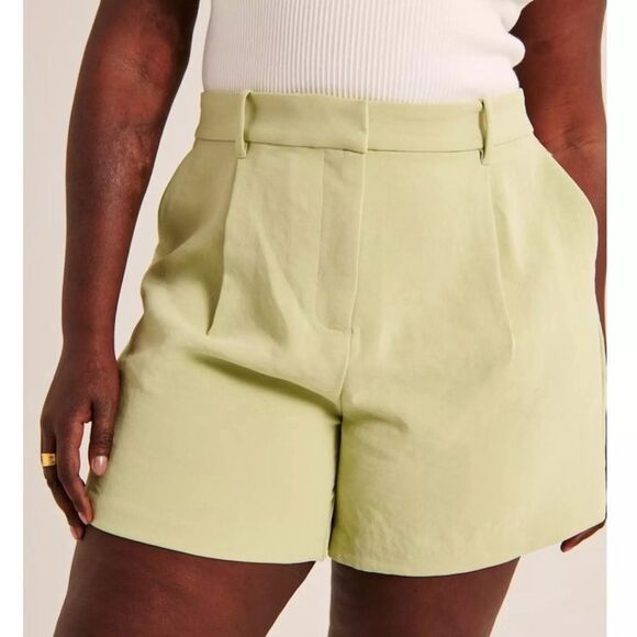 Abercrombie & Fitch High Rise Premium Crepe Tailored Dress Shorts Sz XL NEW - Picture 1 of 9